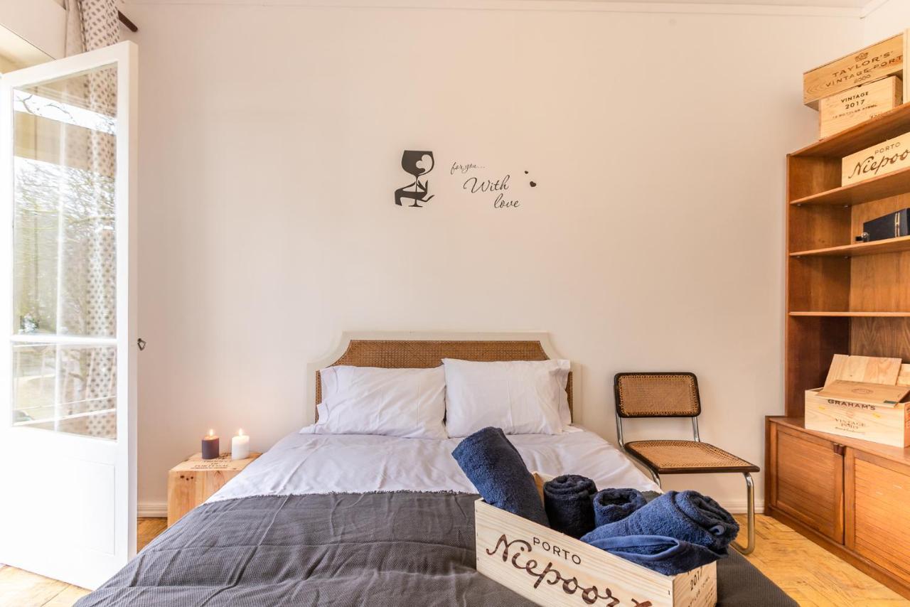 Wine Inn Carcavelos Guesthouse Exterior photo