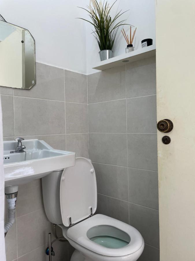 Wine Inn Carcavelos Guesthouse Exterior photo